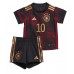 Tyskland Serge Gnabry #10 Bortaställ Barn VM 2022 Korta ärmar (+ Korta byxor)